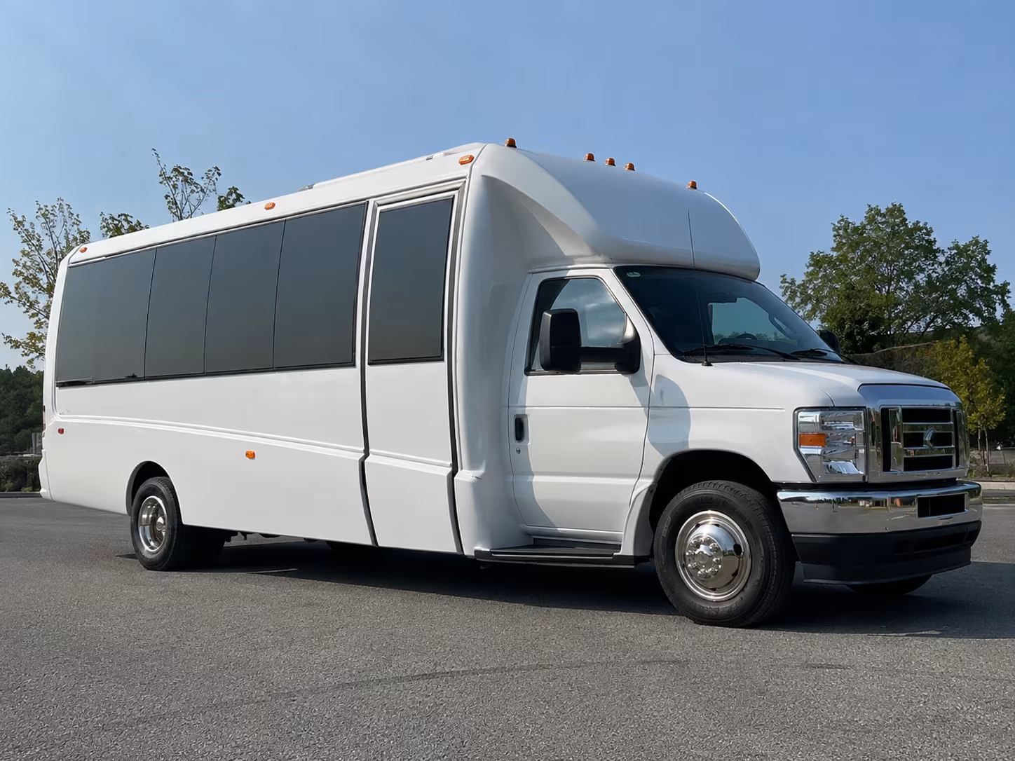 Boise Winery Tour & Pub Crawl Transportation
