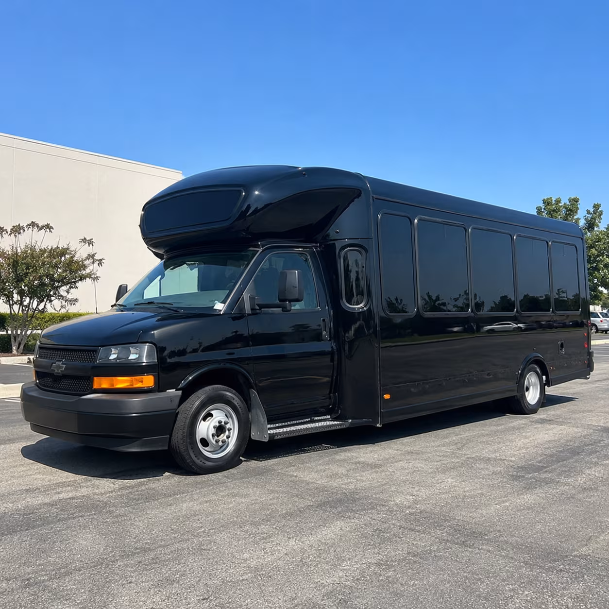 Great Falls Birthday, Sweet 16, & Quinceañera Transportation onboard seating