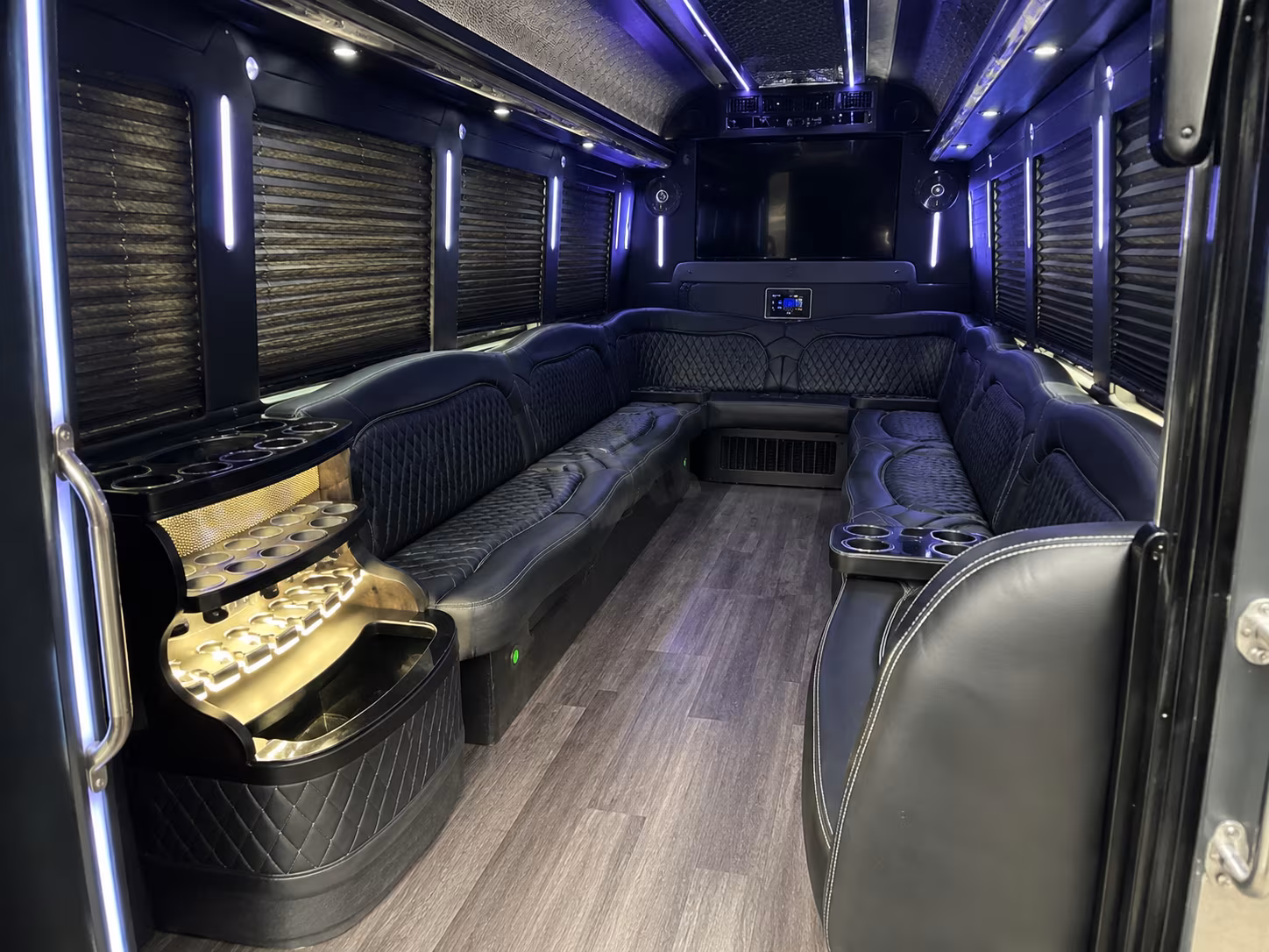 Great Falls Birthday, Sweet 16, & Quinceañera Transportation party bus exterior